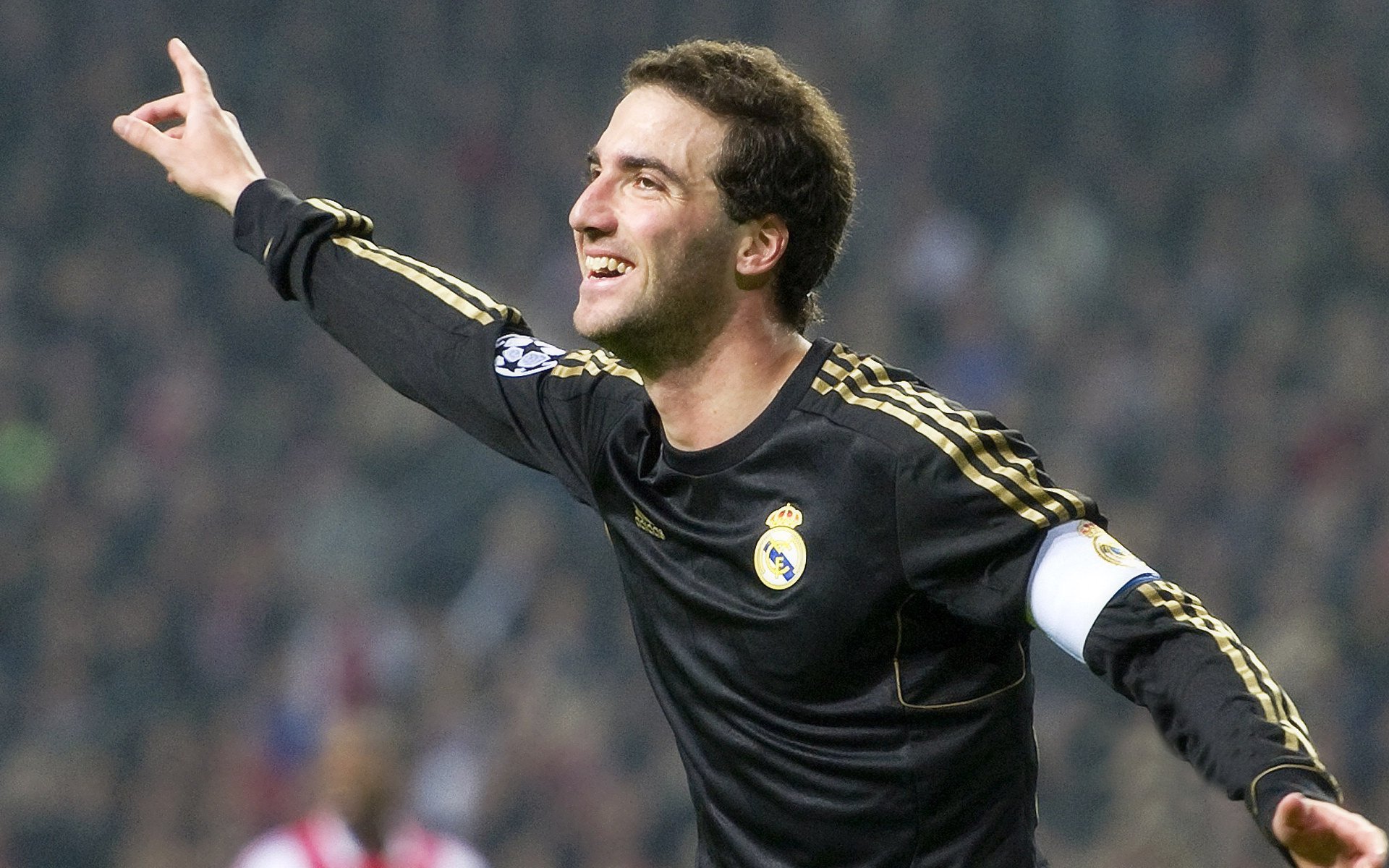 “青少年足球比赛TV直播，吸引更多青少年关注”，青少年足球比赛直播软件